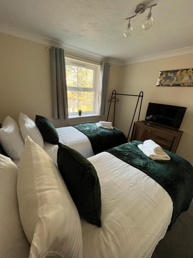 Archers 2 Bedrooms, Balcony, 2 Bathrooms, Free Parking, Wifi 사우샘프턴 외부 사진